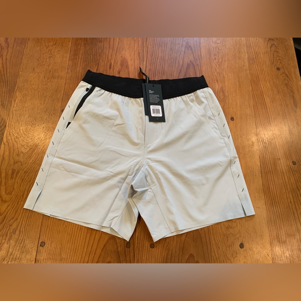 Ten Thousand Men 7 In Interval UnLined Active Shorts LtGrey Large Workout Gym
